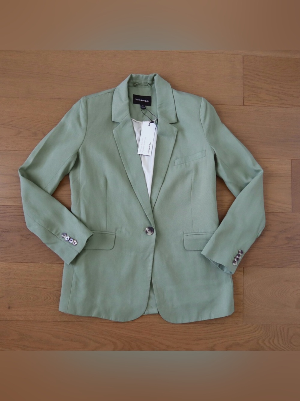 Frank & Oak Women's Sage Green Tailored Blazer